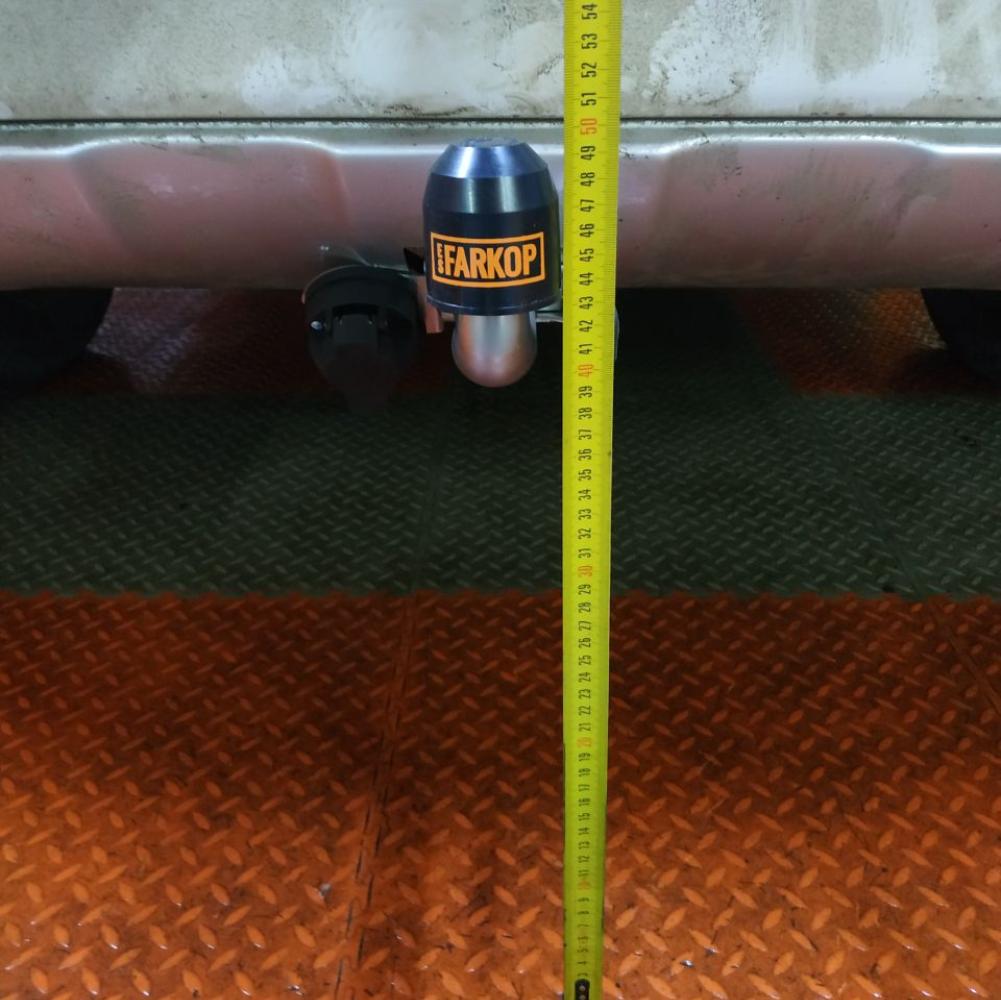 Фаркоп Volvo XC60 DZ (SUV) 2013-2017 Galia V070C